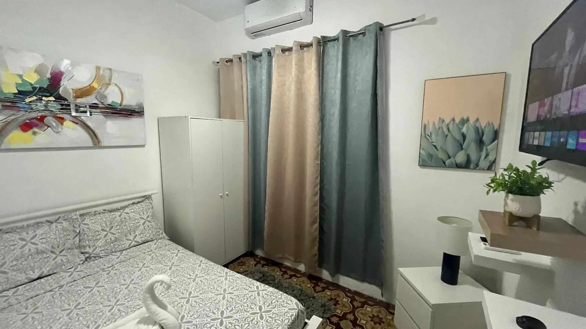 Ferienwohnung Jireh 1 ¤ Near To Airport¤ San Juan Apartment